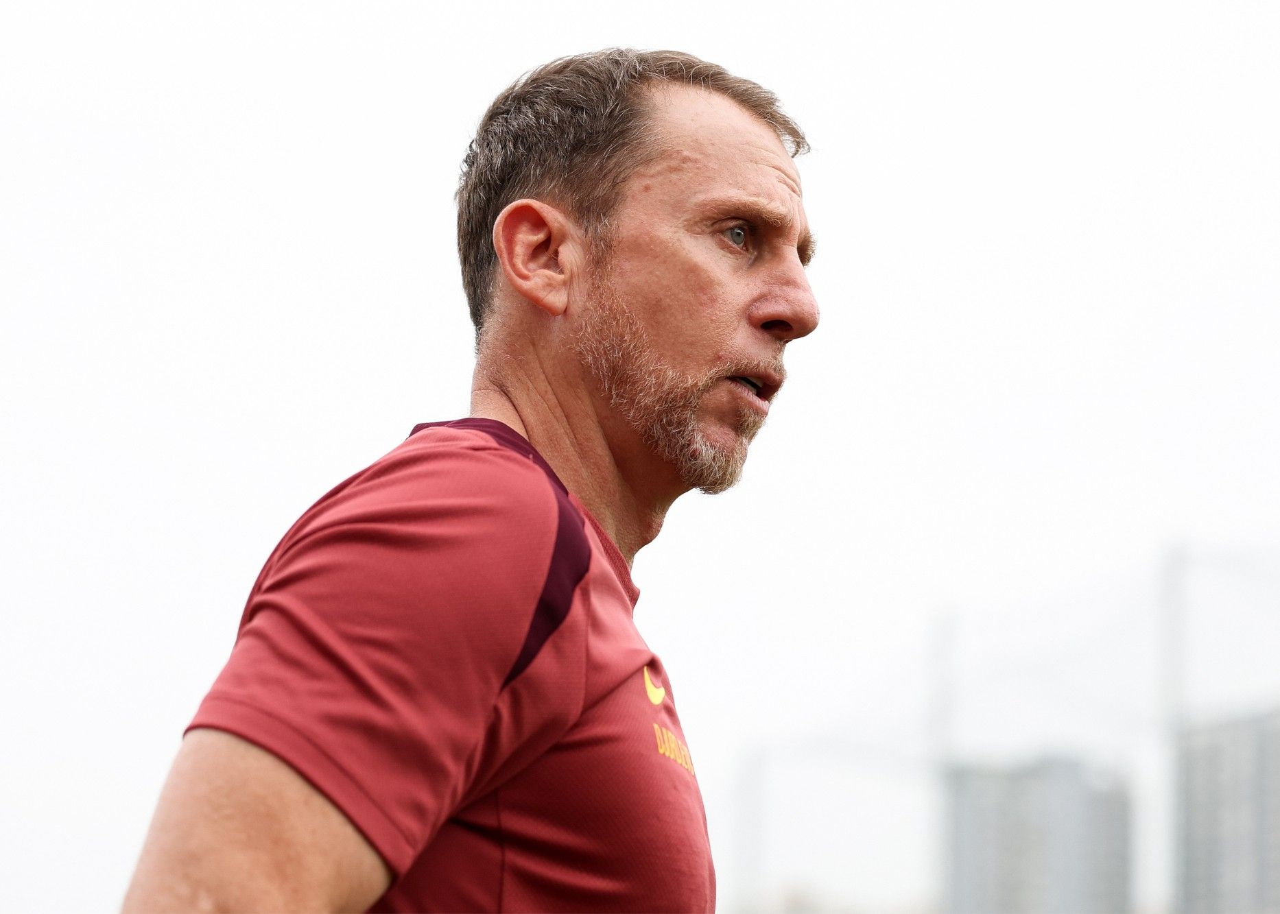 金沙娱乐城-足球报：国足伊万和平分手，久尔杰维奇“直面挑战”